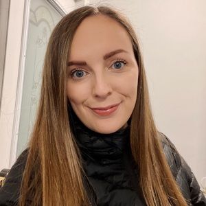 Meet your Posher, Becky